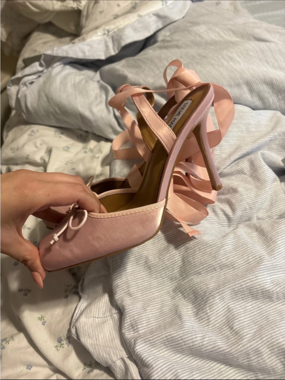 Steve Madden Blush Pink Ballet Tie Heels - Picture 2 of 4